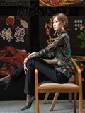 SIW Siwen media 063 European edition green print high collar long sleeve bottom shirt - new fang(45)